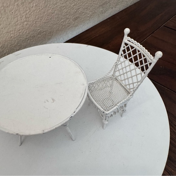 Vintage dollhouse furniture metal patio table chairs - Picture 4 of 8
